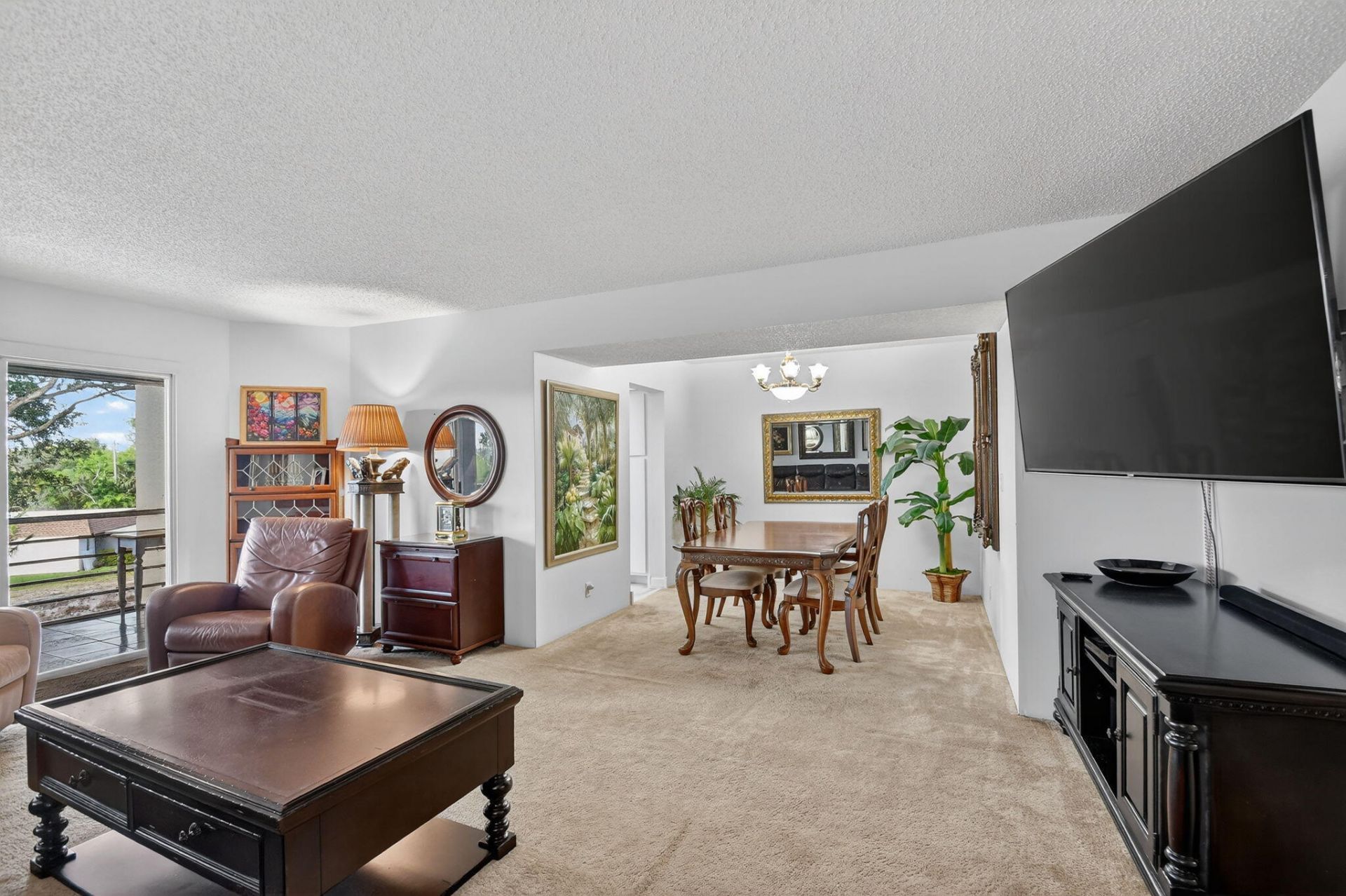 3524 Via Poinciana, Unit 303, Lake Worth, FL 33467 Photo