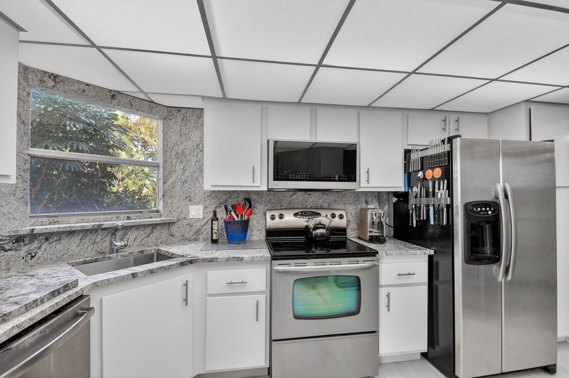 3524 Via Poinciana, Unit 303, Lake Worth, FL 33467 Photo