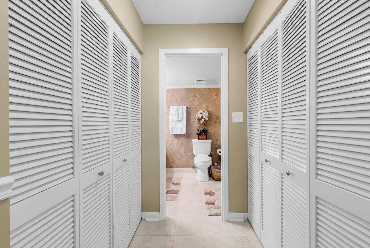 7600 Ocean Blvd. N Photo 13