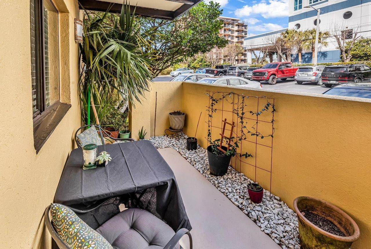 7600 Ocean Blvd. N Photo 16