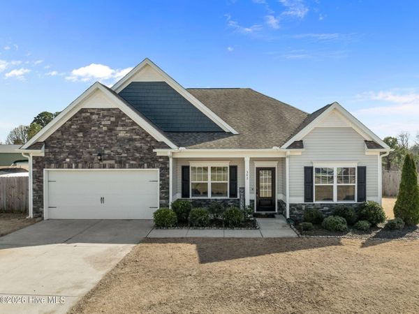 343 Highland Rhodes Drive, Clayton, NC 27520