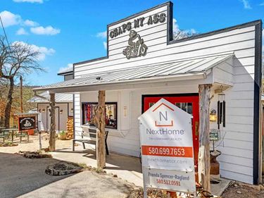 181 Forest Ave, Medicine Park, OK 73557