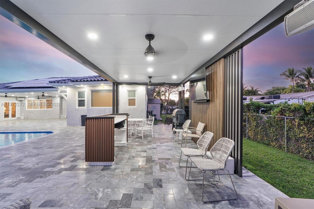 135 SW 125th Ave , Miami, FL 33184 Photo