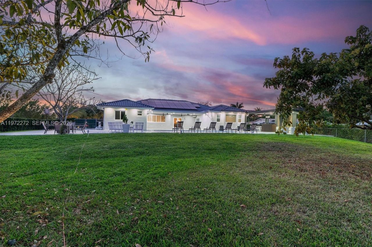 135 SW 125th Ave , Miami, FL 33184 Photo