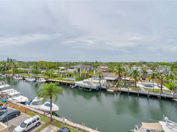 2350 NE 135th St , Unit 510, North Miami, FL 33181