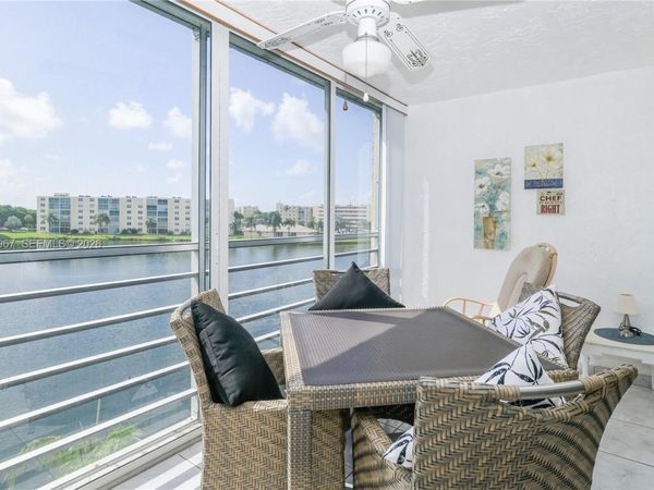101 SE 3rd Ave, Unit 401, Dania Beach, FL 33004