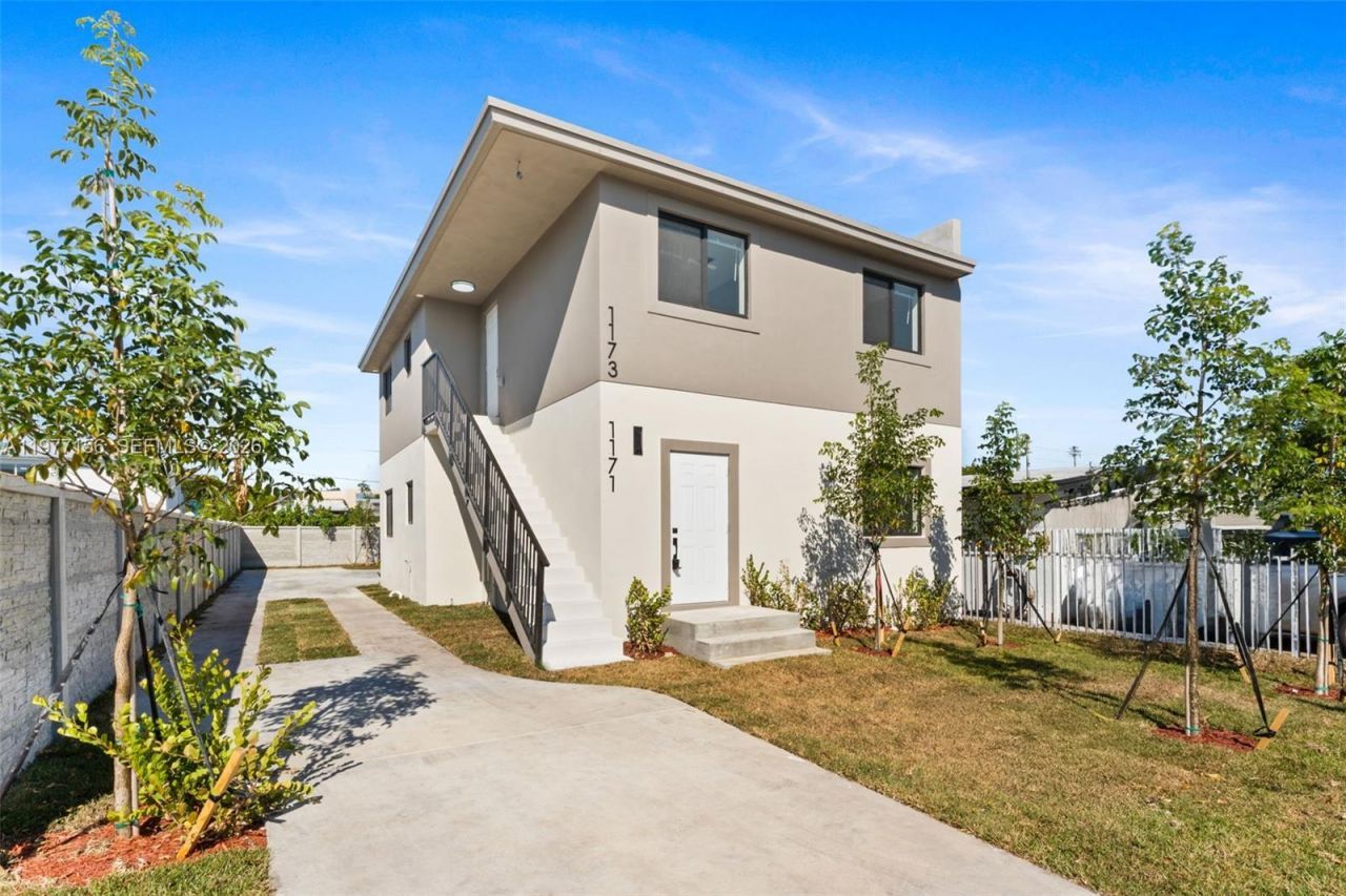 1171 NW 66th St , Miami, FL 33150 Photo