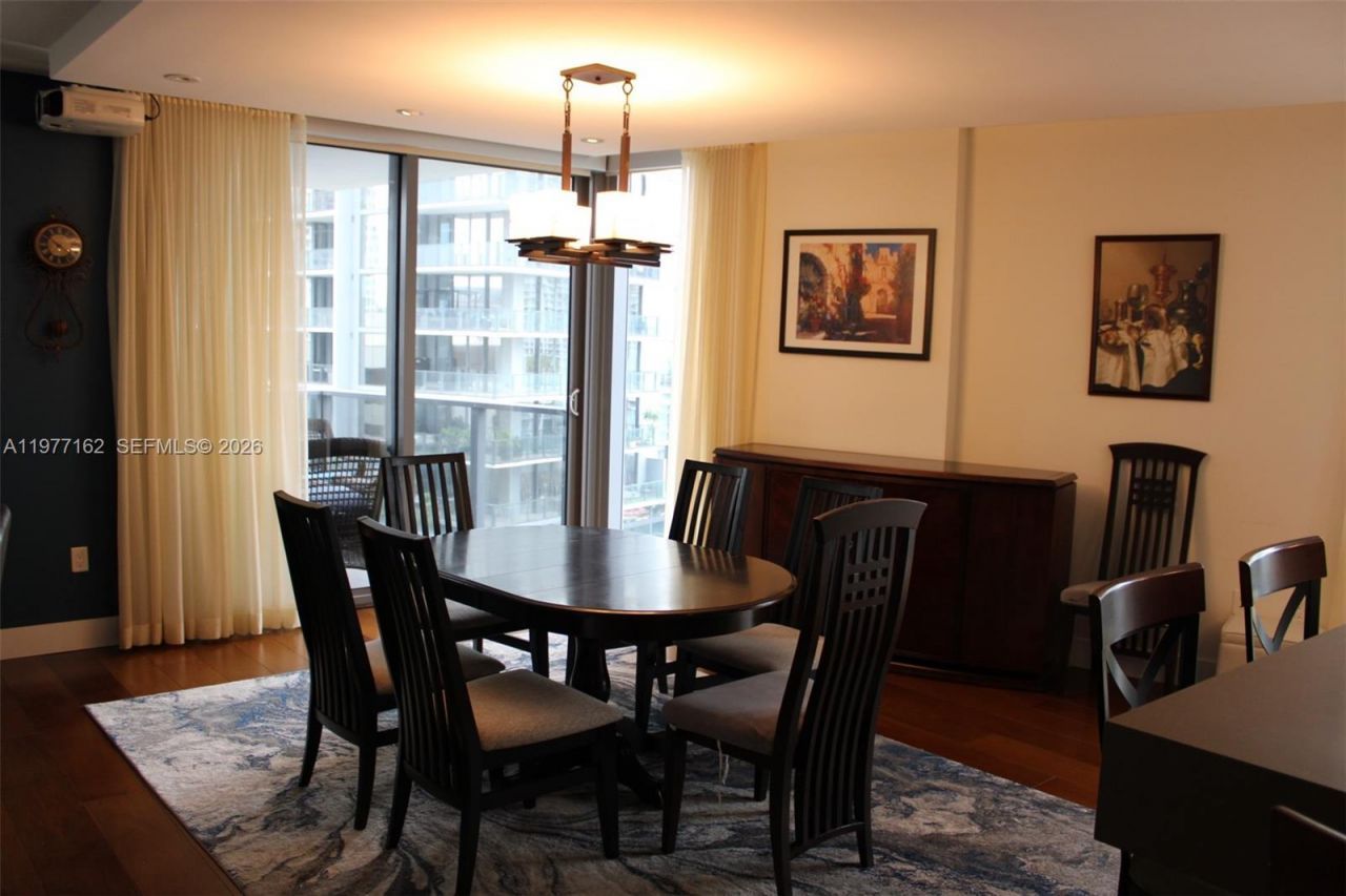 31 SE 6th St , Unit 1801, Miami, FL 33131 Photo