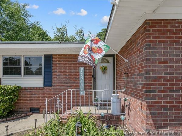 1810 Ashton Road, Fayetteville, NC 28304