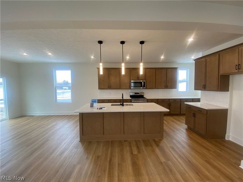 3612 Great Windsor Lane, Green, OH 44685 Photo 2