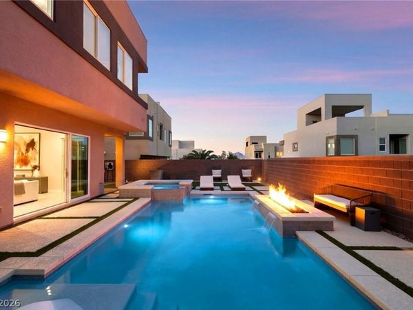 276 Crimson Edge Street , Henderson, NV 89012