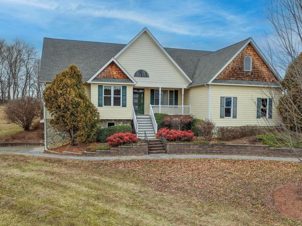 120 Spring Ridge LN , Fairfield, VA 24435