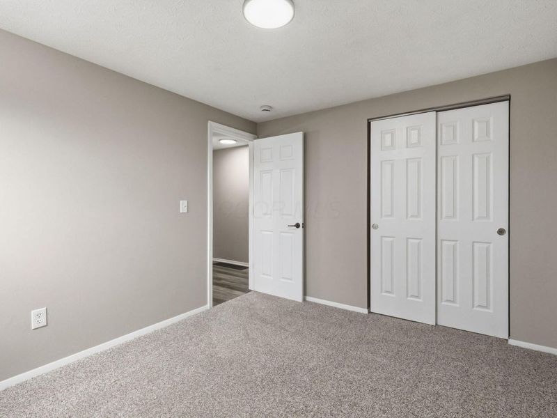 3247 Winding Creek Drive, Columbus, OH 43223 Photo 12