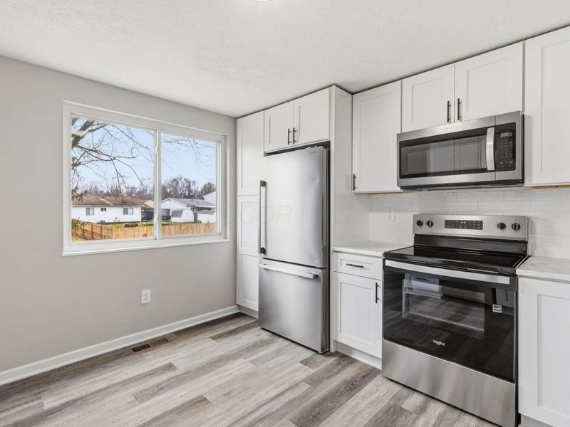 3247 Winding Creek Drive, Columbus, OH 43223 Photo 6