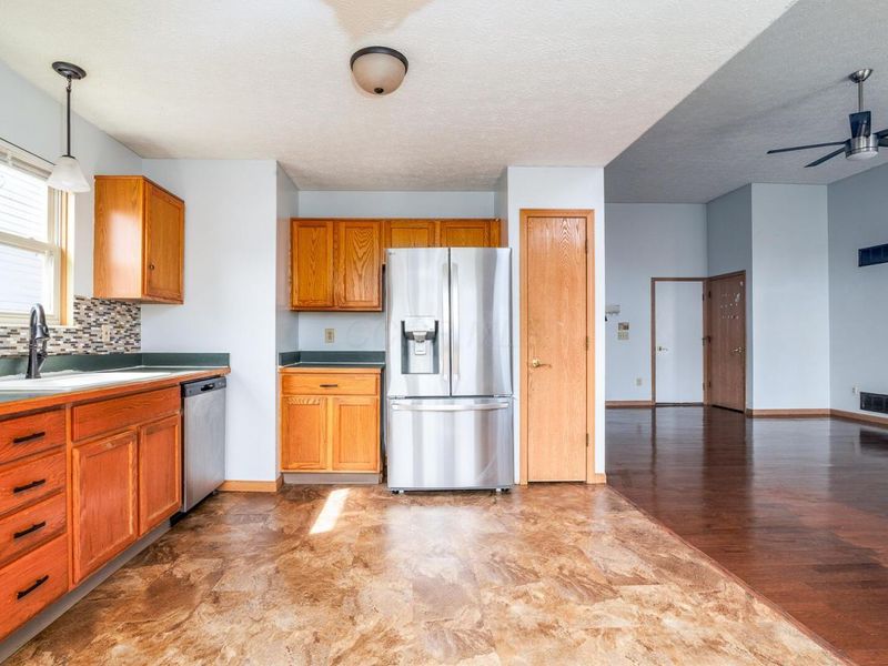 1040 Greeley Drive, Galloway, OH 43119 Photo 12