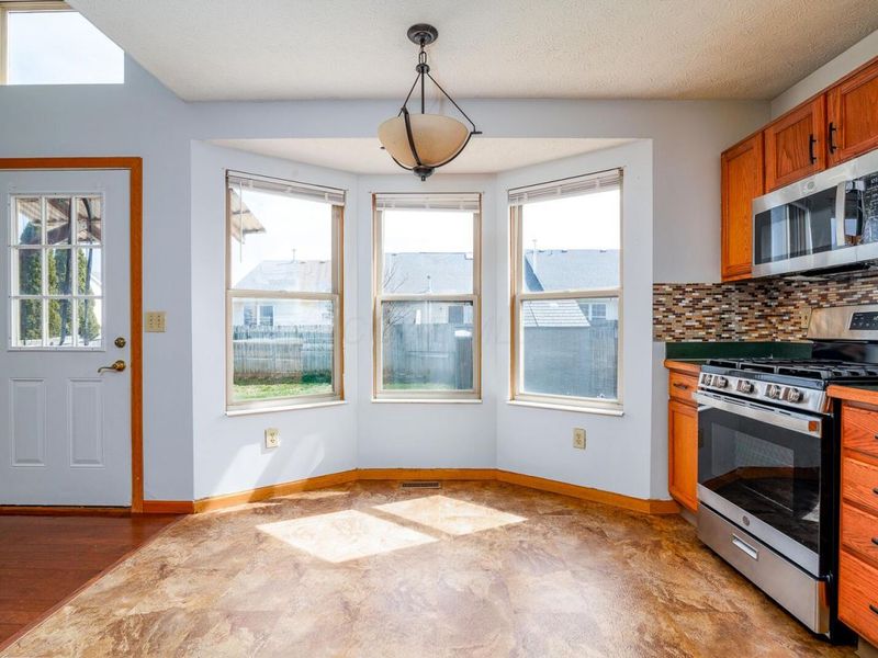 1040 Greeley Drive, Galloway, OH 43119 Photo 14