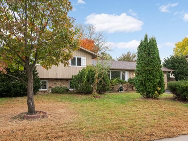 7816 Scott Avenue N, Brooklyn Park, MN 55443