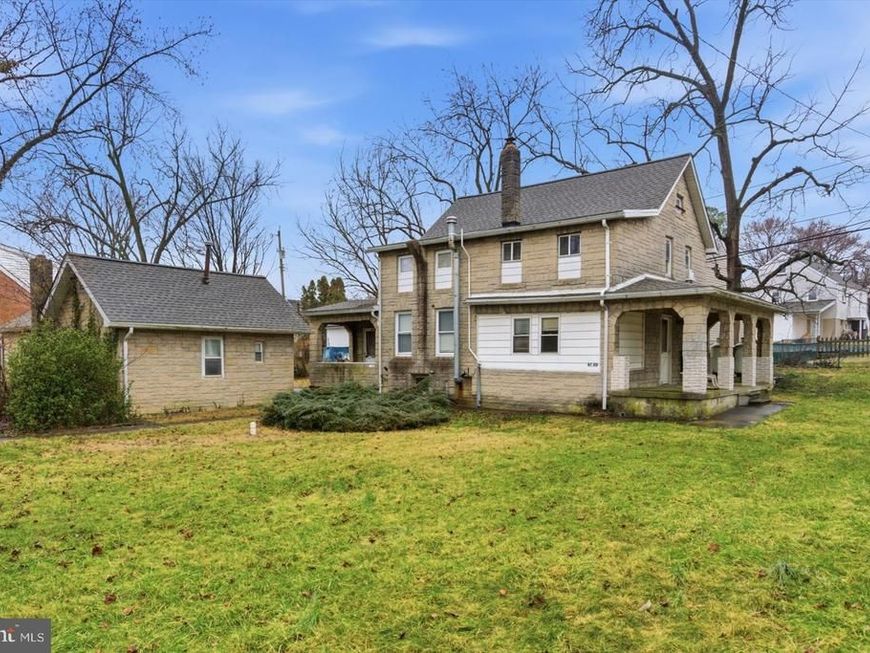 8716 Maravoss Lane, Parkville, MD 21234 Main Photo