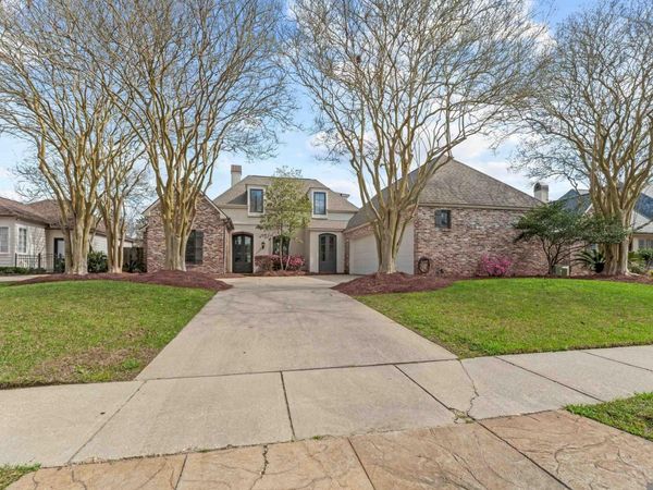 1424 St Albans, Baton Rouge, LA 70810