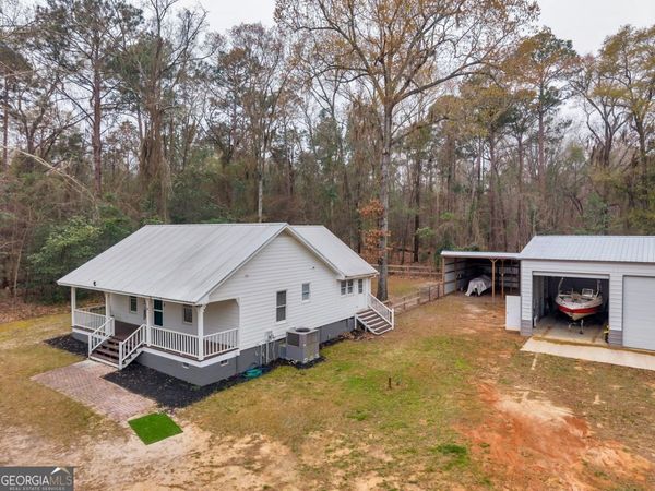 418 Flintside Drive, Cobb, GA 31735