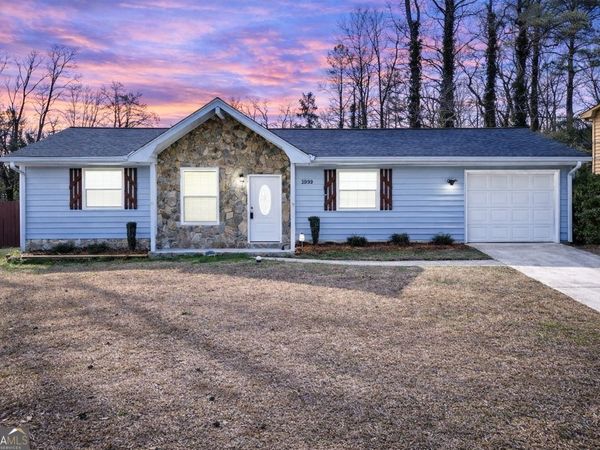 3099 Chippewa Drive, Rex, GA 30273