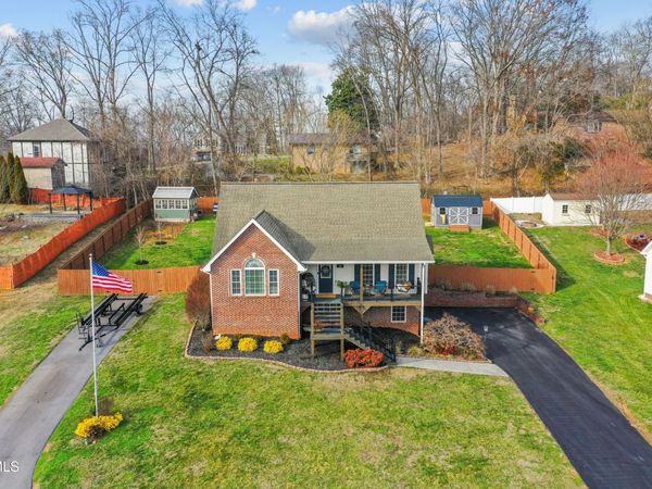 174 Cindy Anne Drive, Gray, TN 37615