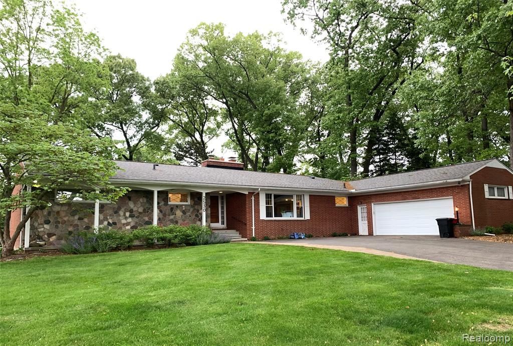 2530 Worcester Road, West Bloomfield Township, MI 48323 Main Photo
