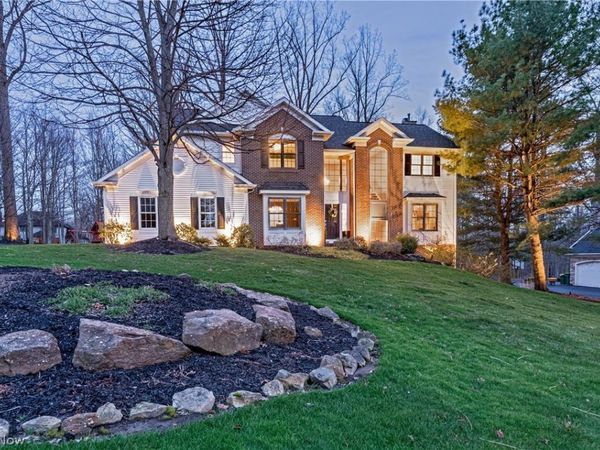 17431 Rambling Creek Trail, Chagrin Falls, OH 44023