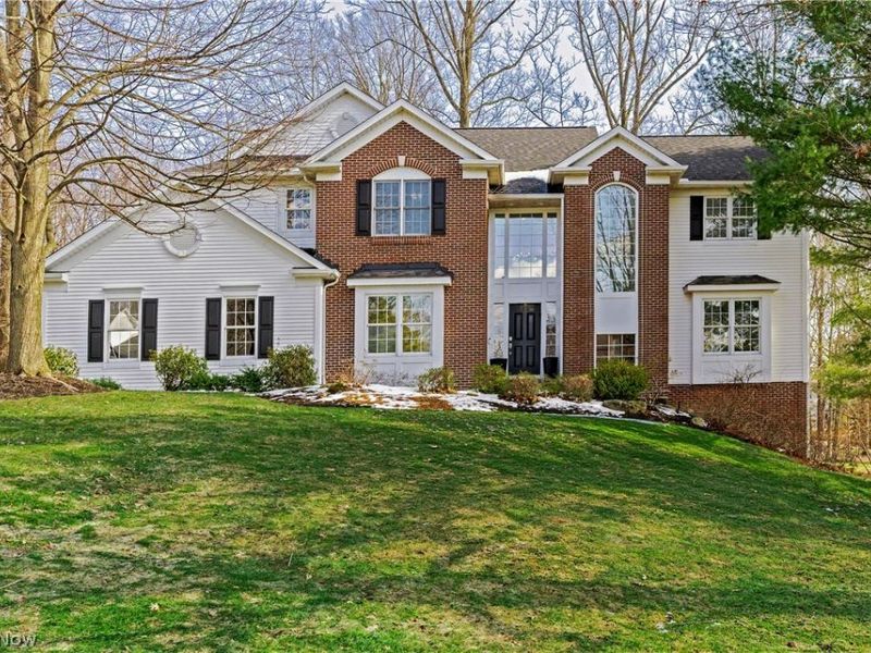 17431 Rambling Creek Trail, Chagrin Falls, OH 44023 Photo 2