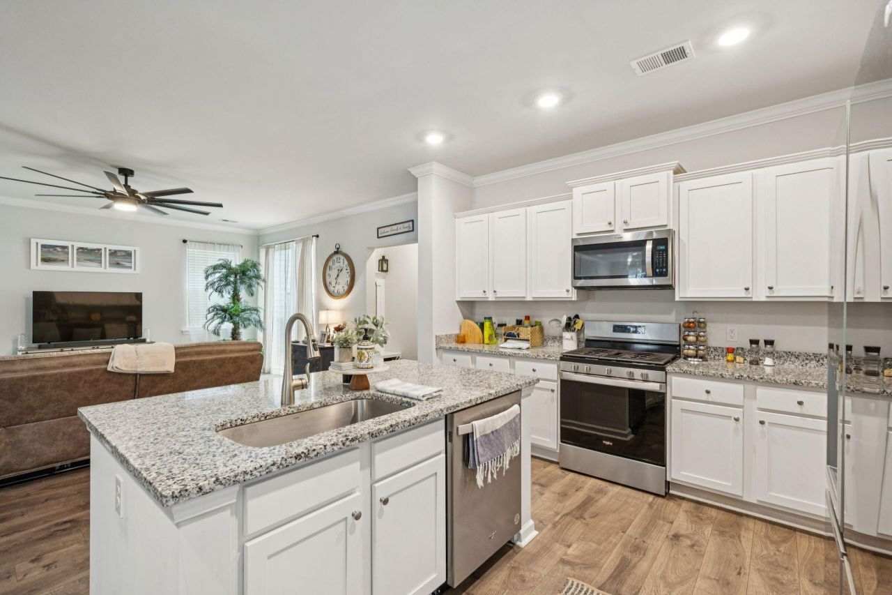 120 Loon Drive Photo 13