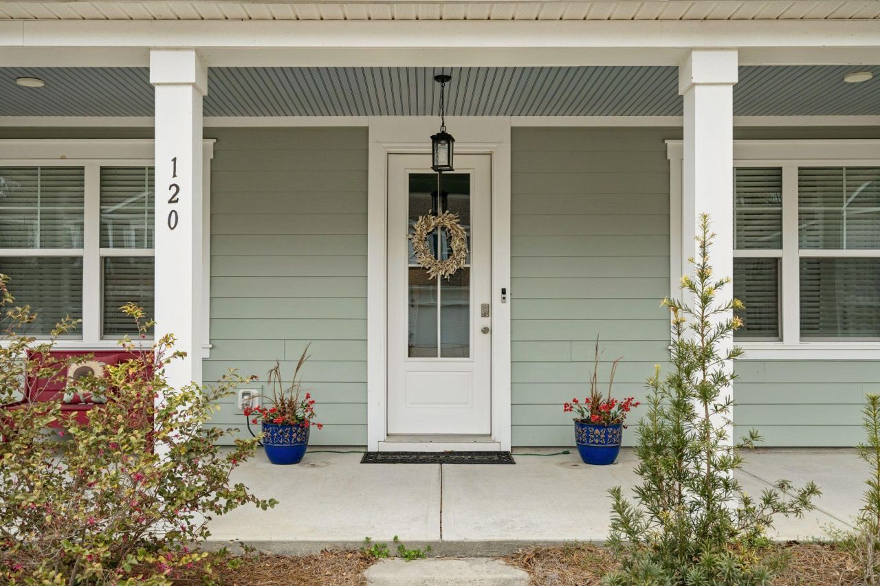 120 Loon Drive Photo 2