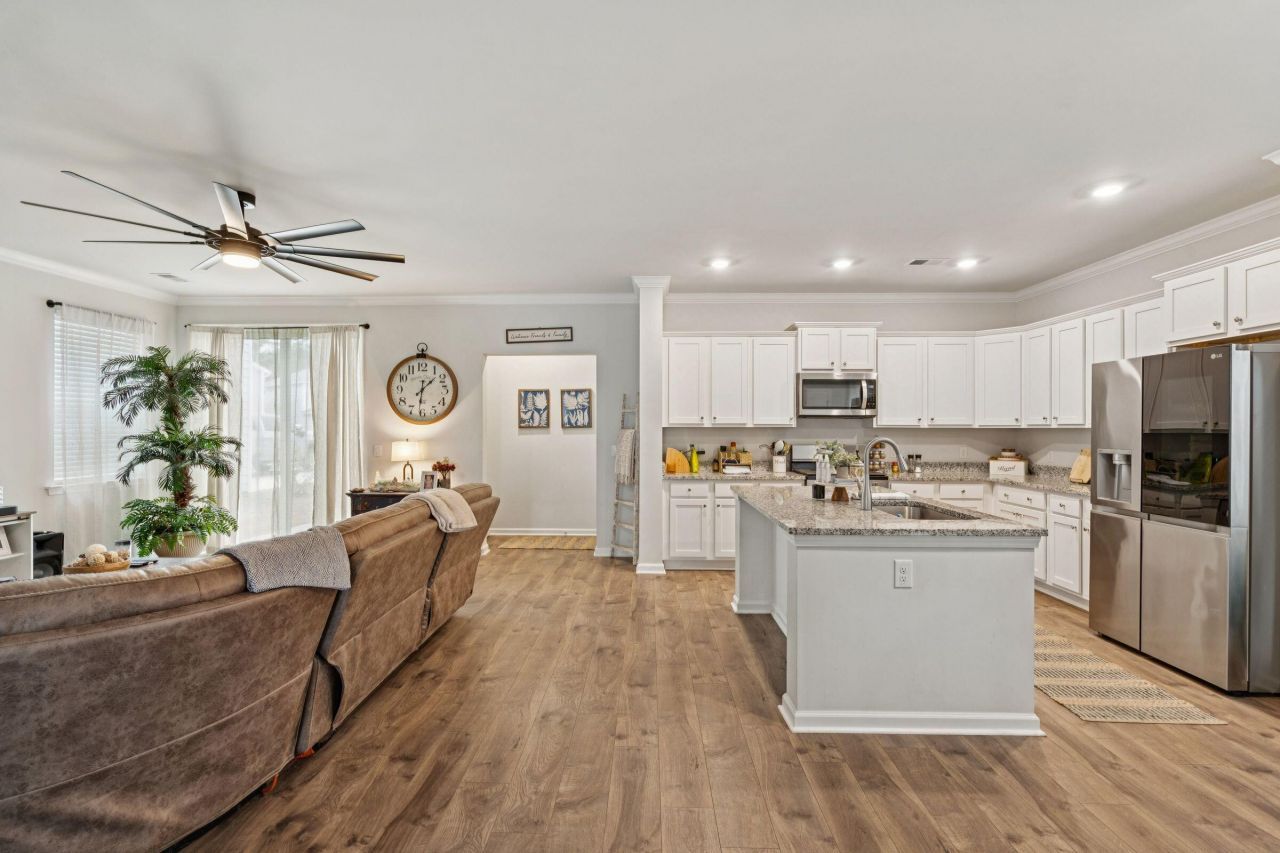 120 Loon Drive Photo 9