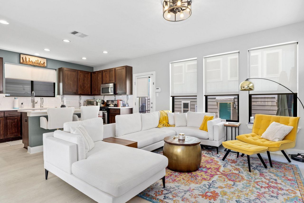 1820 Carlson Dr, Unit 43C, Austin, TX 78741 Main Photo