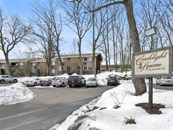 200 Woodmont, Unit 130, Bridgeport, CT 06606