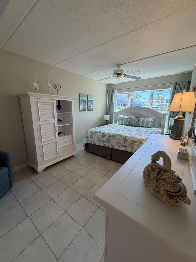 3808 Gulf Of Mexico Drive , Unit E105, Longboat Key, FL 34228 Photo
