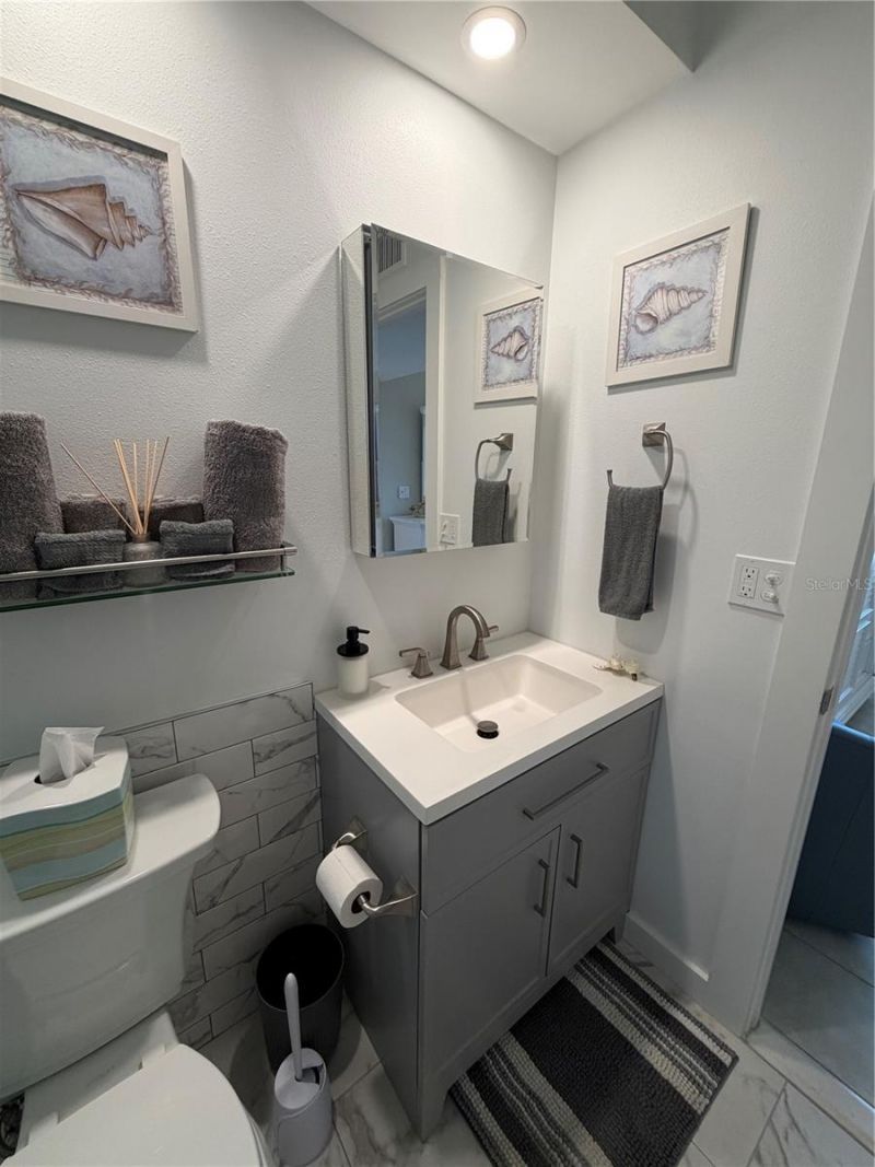 3808 Gulf Of Mexico Drive , Unit E105, Longboat Key, FL 34228 Photo