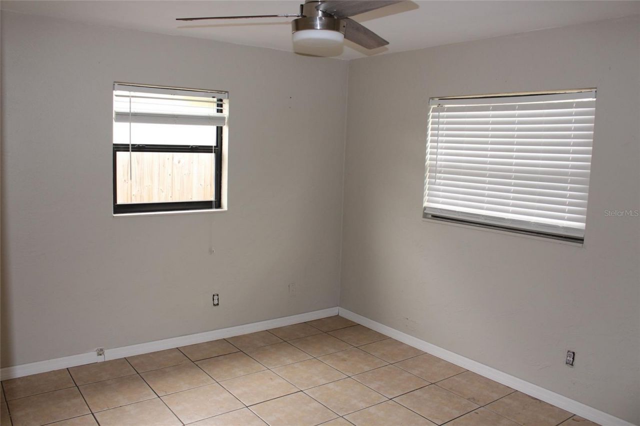 8120 7th Street N, Saint Petersburg, FL 33702 Photo