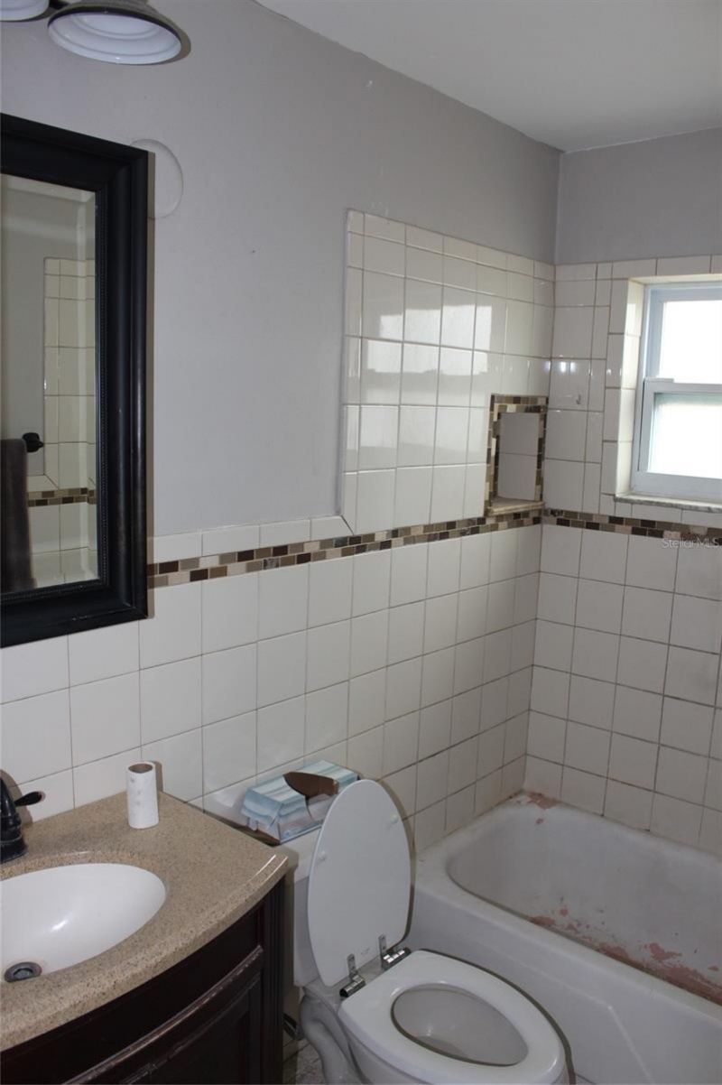 8120 7th Street N, Saint Petersburg, FL 33702 Photo