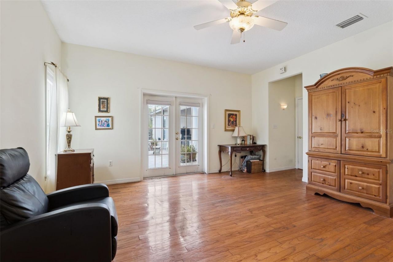 22841 Stallion Drive, Sorrento, FL 32776 Photo