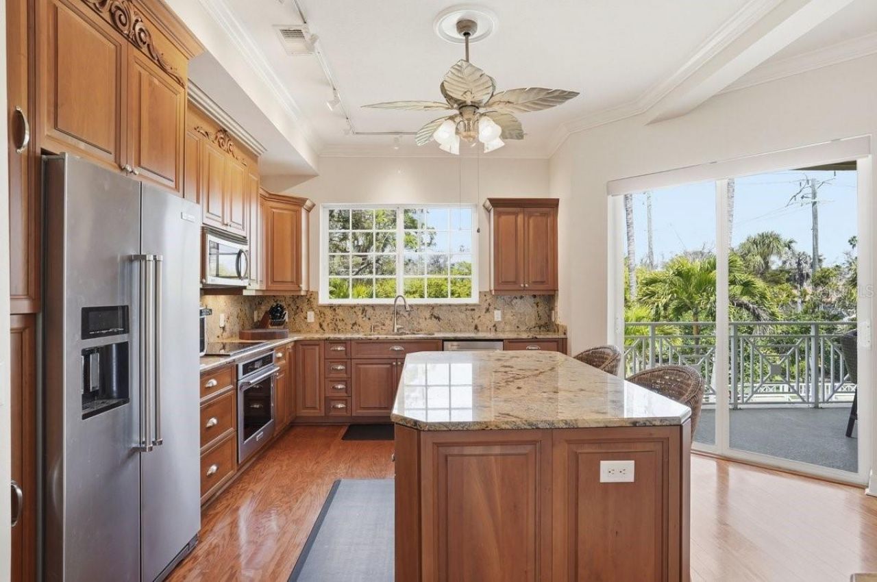 702 Granada Avenue, Unit 7, Venice, FL 34285 Photo