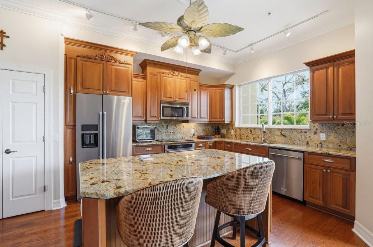 702 Granada Avenue, Unit 7, Venice, FL 34285 Photo