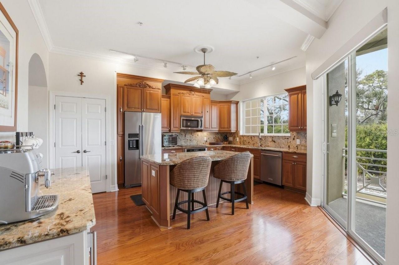 702 Granada Avenue, Unit 7, Venice, FL 34285 Photo