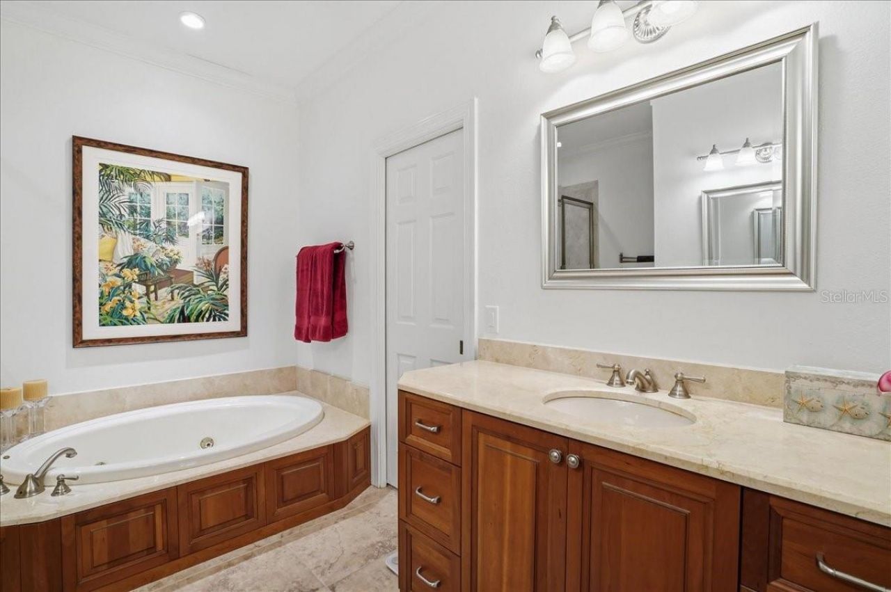 702 Granada Avenue, Unit 7, Venice, FL 34285 Photo