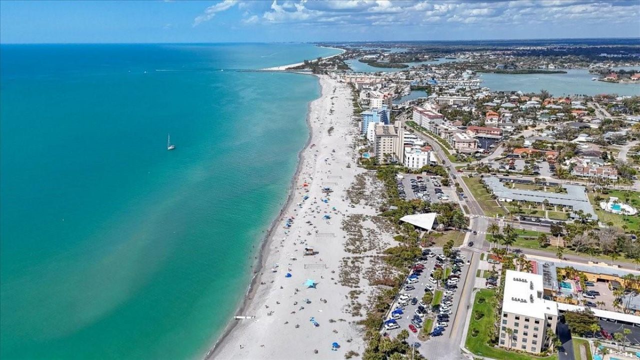 702 Granada Avenue, Unit 7, Venice, FL 34285 Photo