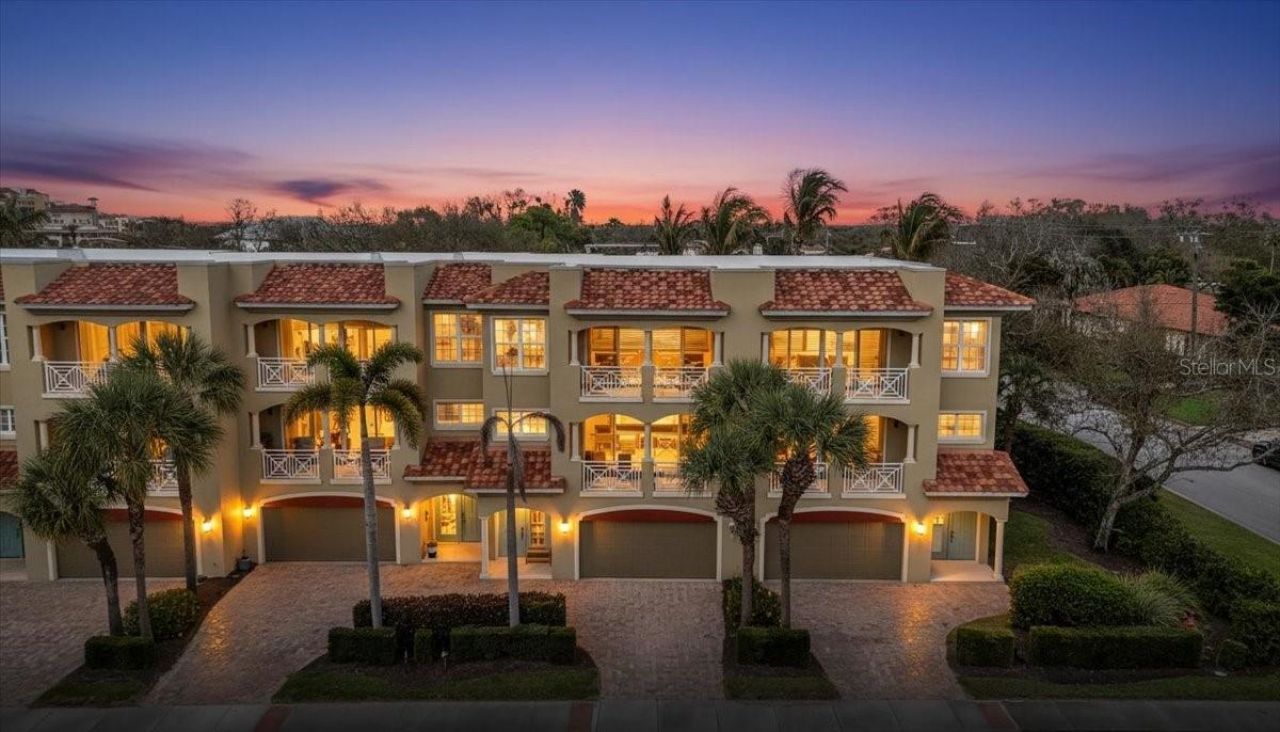 702 Granada Avenue, Unit 7, Venice, FL 34285 Photo