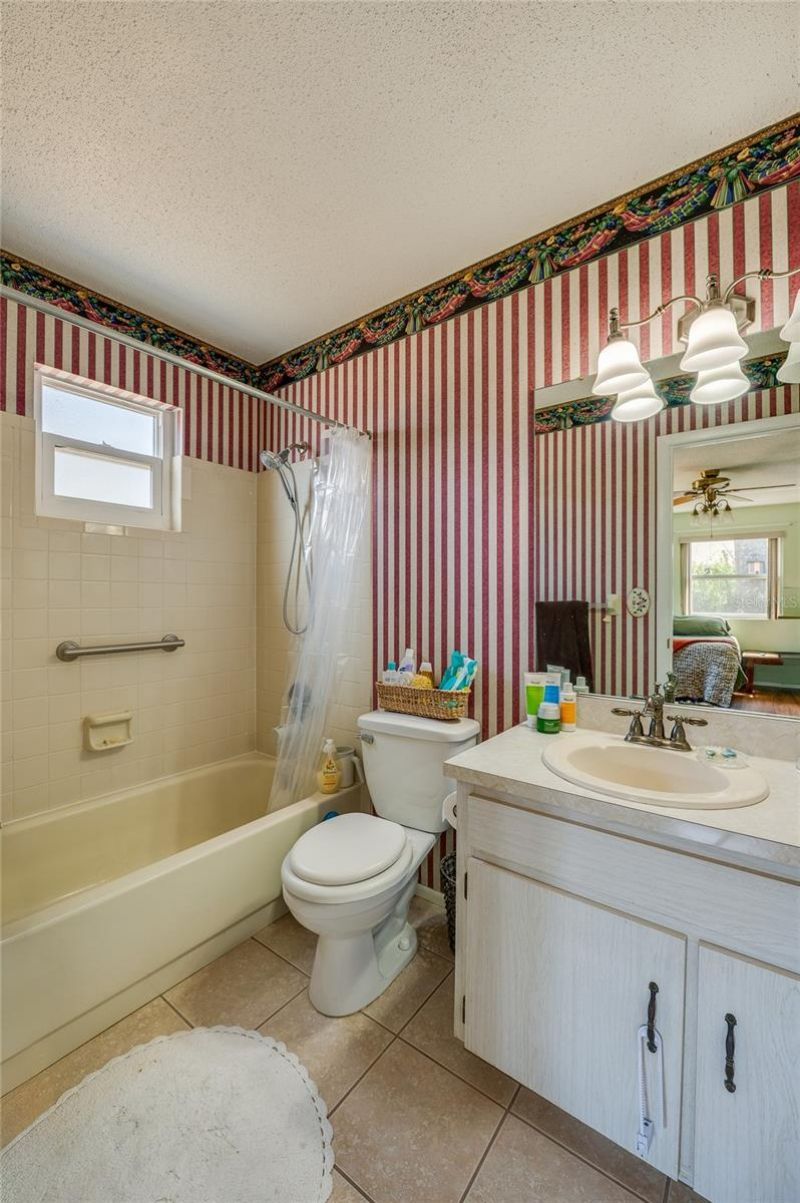 10 Oak Lane , Port Orange, FL 32128 Photo