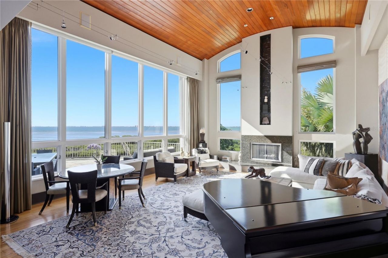 5004 64th Dr W, Bradenton, FL 34210 Photo