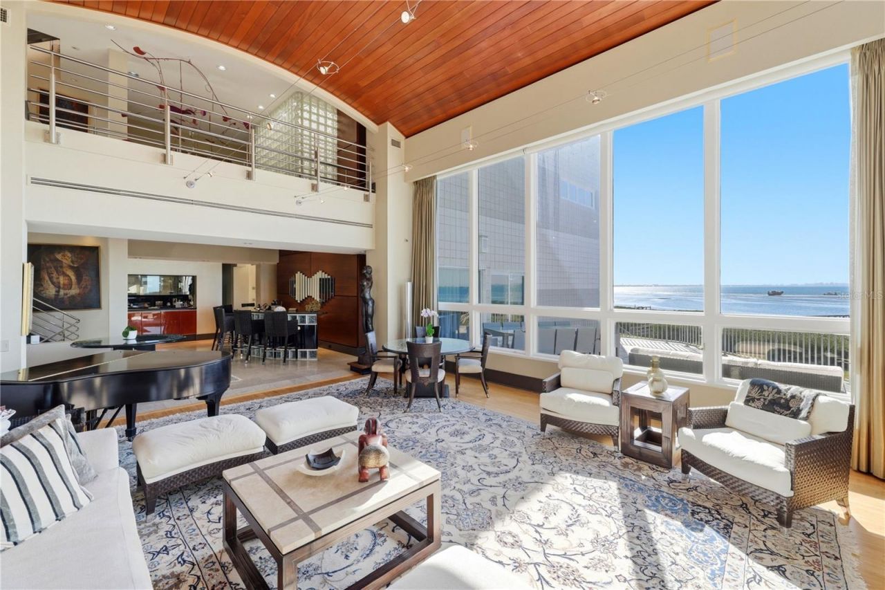 5004 64th Dr W, Bradenton, FL 34210 Photo