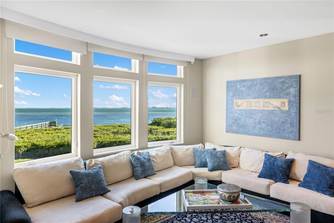 5004 64th Dr W, Bradenton, FL 34210 Photo