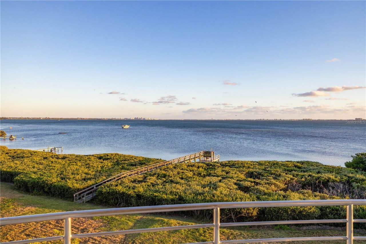 5004 64th Dr W, Bradenton, FL 34210 Photo